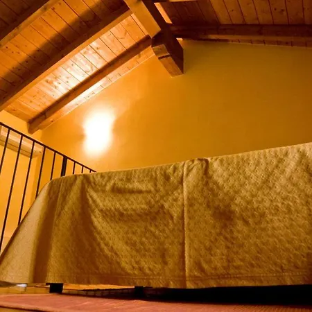 Gasthuis La Casetta Angera